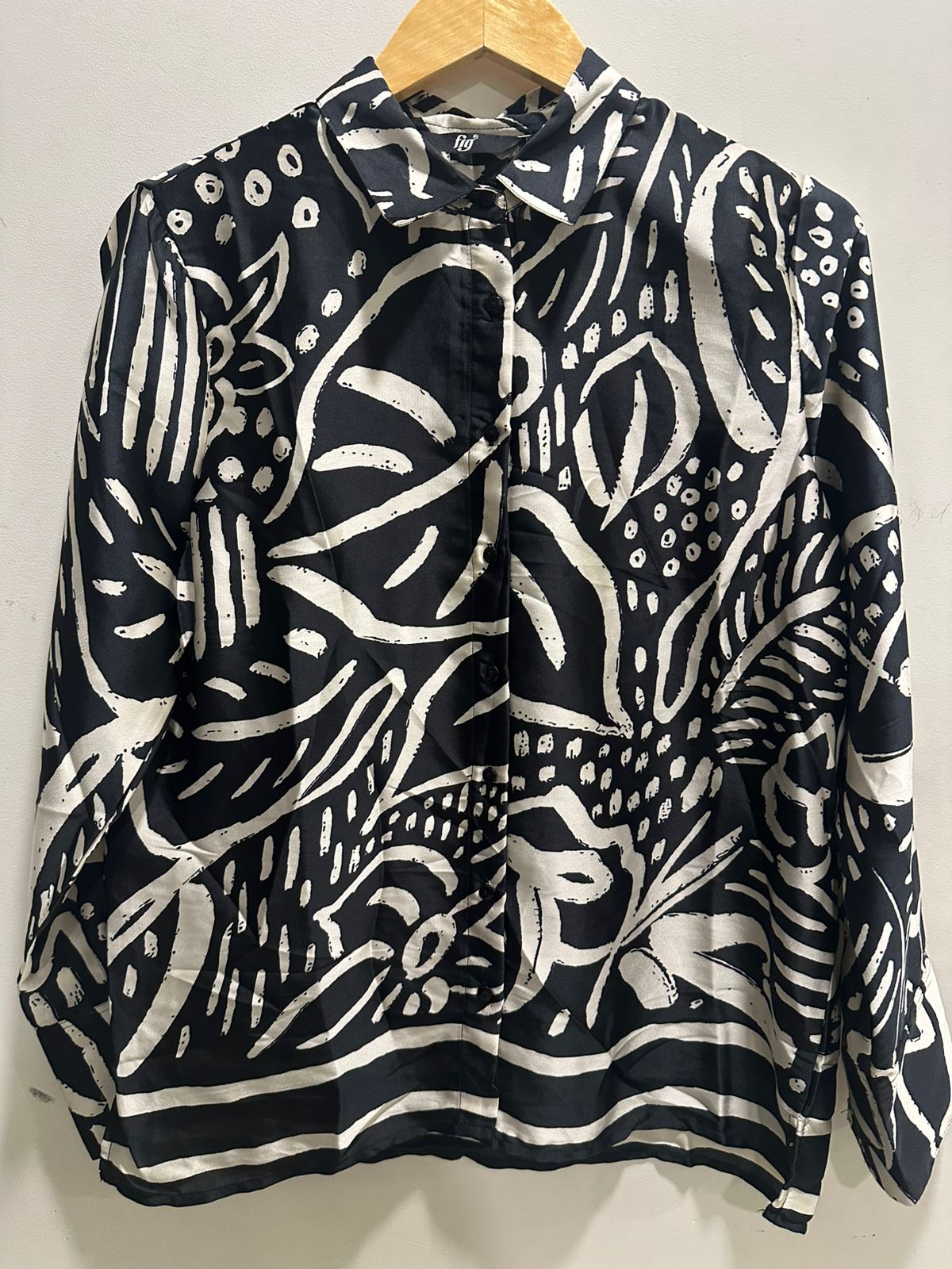#2527 Women's Blouse