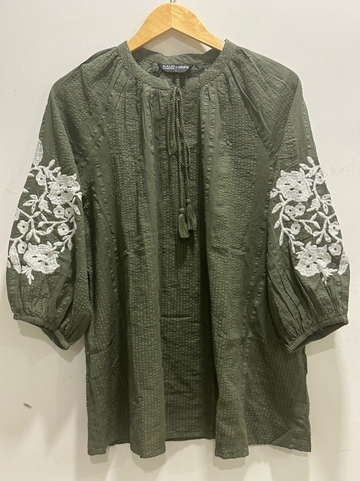 #2535 Women's Blouse