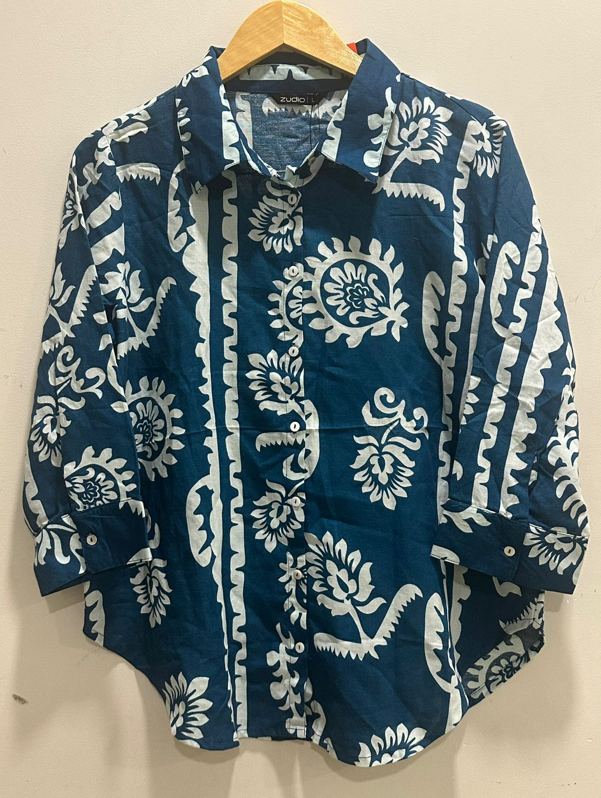 #2539 Women's Blouse
