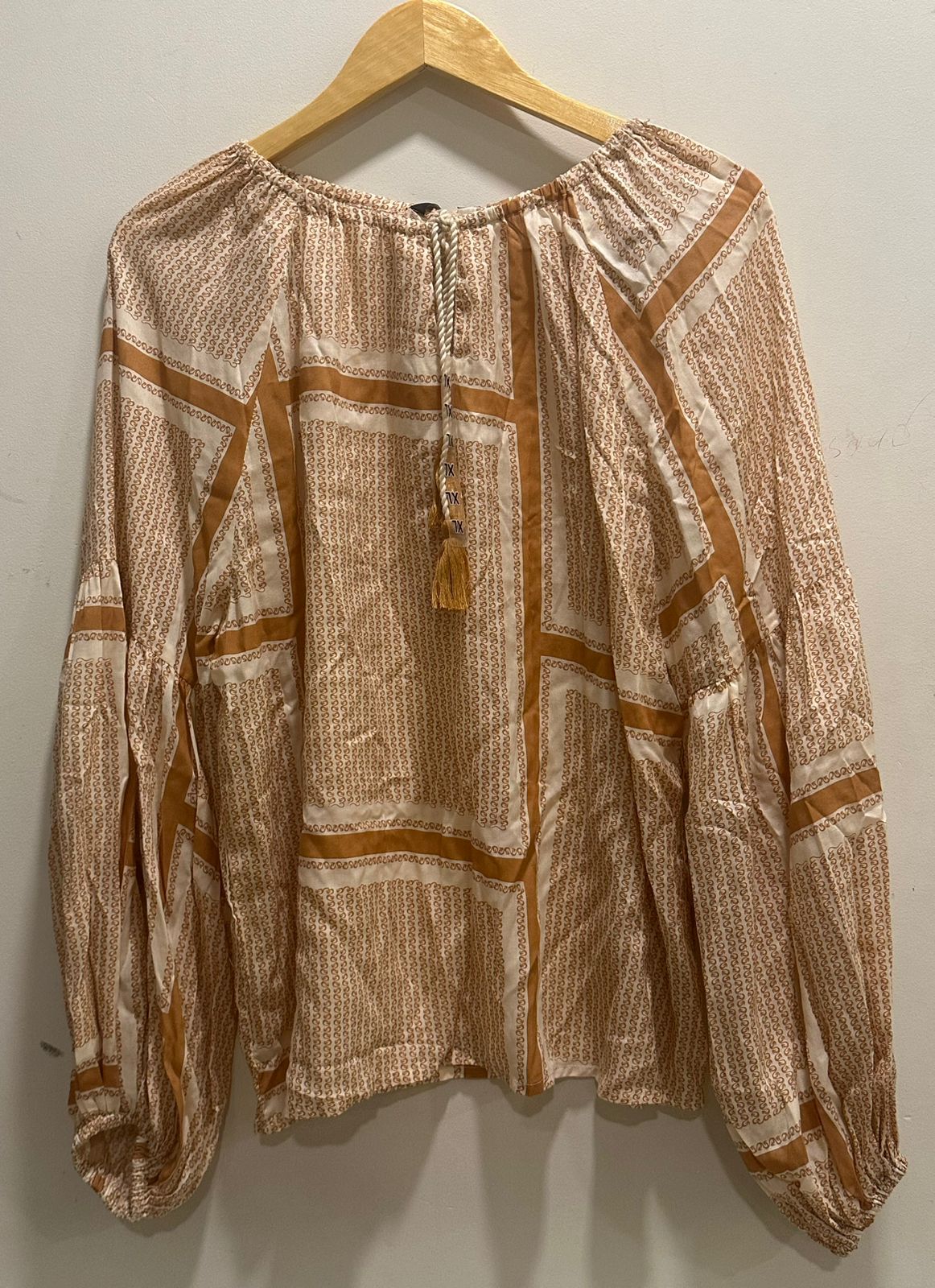 #2542 Women's Blouse