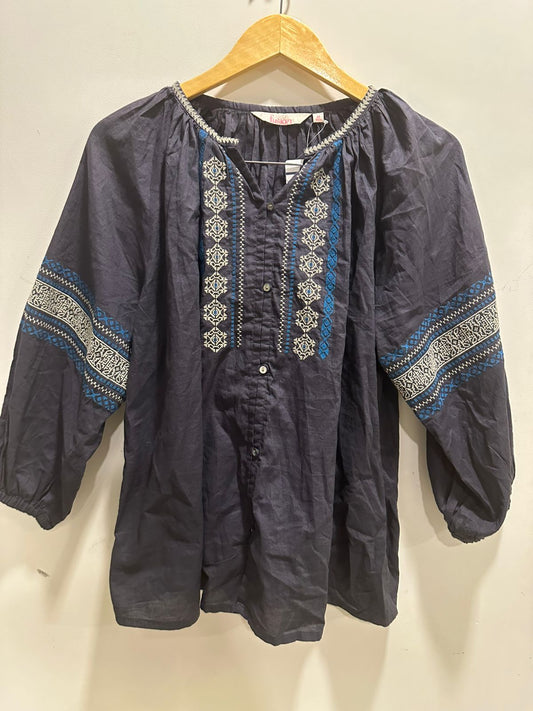 #2524 Women's Blouse