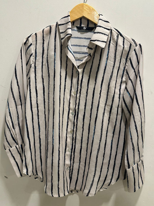 #2528 Women's Blouse